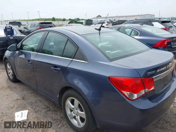 2014 Chevrolet Cruze 1LT с VIN 1G1PC5SB5E7461591, выставлен на аукционе IAAI как лот 42630899 с пробегом 130 467 миль миль и . История ставок и продаж доступна на DreamBid. Изображение 3.
