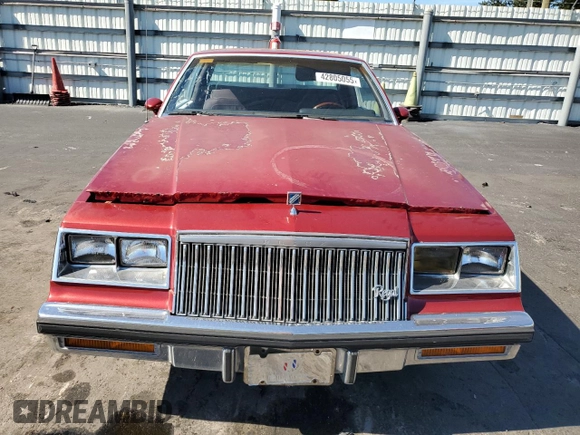 1983 Buick Regal with VIN 1G4AM47A1DH963801, listed as a Copart auction lot 42805055 with 163,296 mi miles and Salvage Title. Bid and sale history available at DreamBid. Image 5.