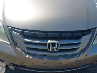 2008 Honda Odyssey EX-L with VIN 5FNRL38768B405469, listed as a IAAI auction lot 42142011 with 132,362 mi miles. Bid and sale history available at carsss.com. Image 6.
