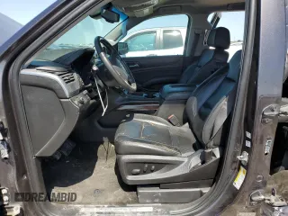2018 Chevrolet Suburban LT with VIN 1GNSCHKC6JR122002, listed as a Copart auction lot 52034425 with Not provided miles and Salvage title. Bid and sale history available at DreamBid. Image 7.
