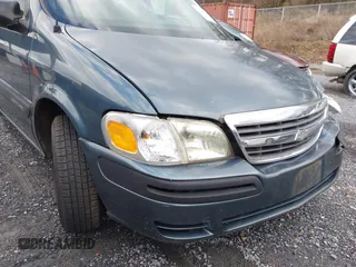 2004 Chevrolet Venture LS with VIN 1GNDX03E04D199500, listed as a IAAI auction lot 41216314 with 183,237 mi miles. Bid and sale history available at carsss.com. Image 19.
