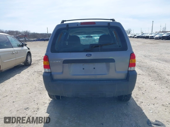 2007 Ford Escape XLS с VIN 1FMYU02Z77KA62394, выставлен на аукционе IAAI как лот 41858635 с пробегом 165 948 миль миль и . История ставок и продаж доступна на DreamBid. Изображение 16.