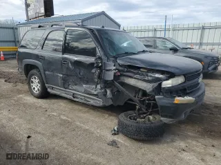 2005 Chevrolet Tahoe Z71 with VIN 1GNEC13T35R224253, listed as a Copart auction lot 46649055 with 220,724 mi miles and Salvage Title. Bid and sale history available at carsss.com. Image 4.