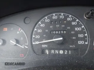 1997 Ford Ranger XLT with VIN 1FTCR14X3VPB26481, listed as a IAAI auction lot 41573728 with 209,256 mi miles. Bid and sale history available at carsss.com. Image 7.