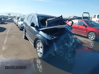 2015 Dodge Journey SE z VIN 3C4PDCAB8FT588200, wystawiony jako IAAI lot #38240721 z przebiegiem Nie podano mil oraz . Historia ofert i sprzedaży dostępna na DreamBid. Obrazek 1.