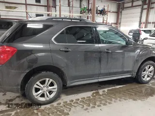 2015 Chevrolet Equinox LT z VIN 2GNALBEK7F6296532, wystawiony jako IAAI lot #41424368 z przebiegiem 152 174 mil mil oraz . Historia ofert i sprzedaży dostępna na DreamBid. Obrazek 13.
