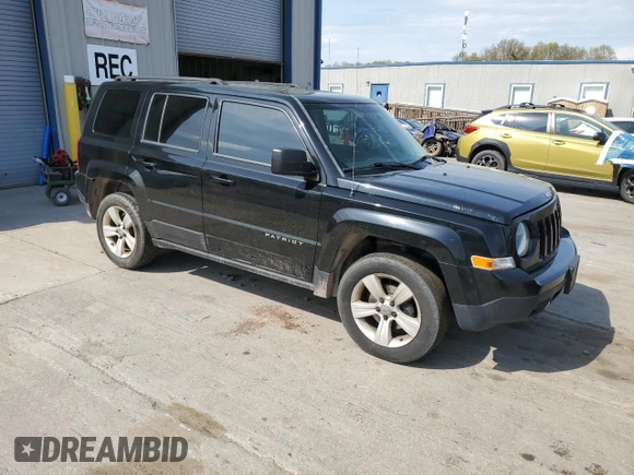 2016 Jeep Patriot Sport with VIN 1C4NJRBB0GD512043, listed as a Copart auction lot 55290535 with 210,373 mi miles and Clean Title. Bid and sale history available at carsss.com. Image 4.