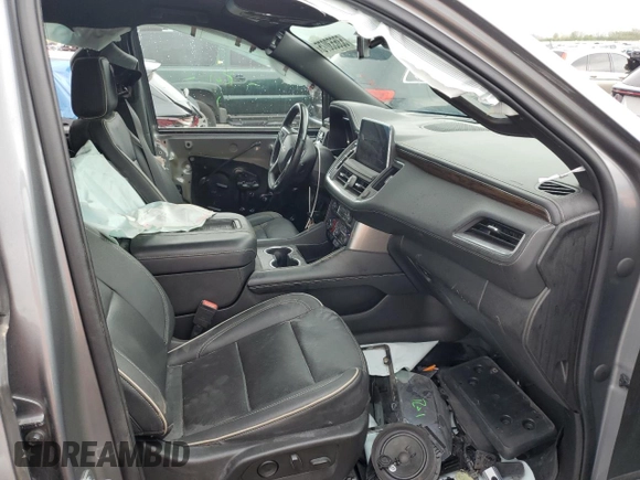 2022 Chevrolet Suburban Premier z VIN 1GNSKFKD9NR209544, wystawiony jako Copart lot #53653075 z przebiegiem 66 679 mil mil oraz Szkoda całkowita • Salvage title. Historia ofert i sprzedaży dostępna na DreamBid. Obrazek 7.