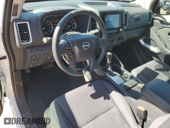2023 Nissan Frontier S z VIN 1N6ED1CMXPN609671, wystawiony jako Copart lot #77313244 z przebiegiem 38 243 mil mil oraz Szkoda całkowita • Salvage title. Historia ofert i sprzedaży dostępna na DreamBid. Obrazek 8.