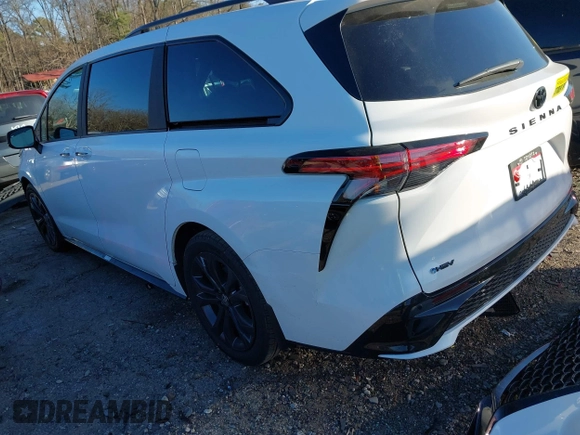 2025 Toyota Sienna XSE z VIN 5TDDRKEC2SS232704, wystawiony jako IAAI lot #41282047 z przebiegiem 2 064 mil mil oraz . Historia ofert i sprzedaży dostępna na DreamBid. Obrazek 3.