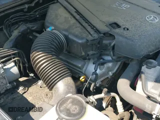 2010 Toyota Tacoma PreRunner с VIN 3TMJU4GN8AM101948, выставлен на аукционе IAAI как лот 42655977 с пробегом 228 965 миль миль и . История ставок и продаж доступна на DreamBid. Изображение 19.