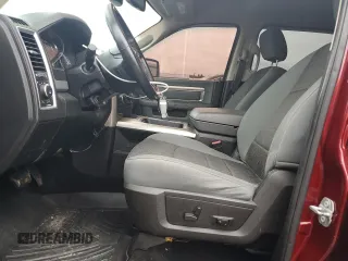 2017 Ram 1500 Big Horn z VIN 1C6RR7LGXHS518235, wystawiony jako Copart lot #57803035 z przebiegiem 104 886 mil mil oraz Szkoda całkowita • Salvage title. Historia ofert i sprzedaży dostępna na DreamBid. Obrazek 7.