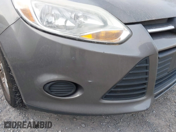 2013 Ford Focus SE with VIN 1FADP3F23DL242069, listed as a IAAI auction lot 41781817 with 265,630 mi miles. Bid and sale history available at carsss.com. Image 16.