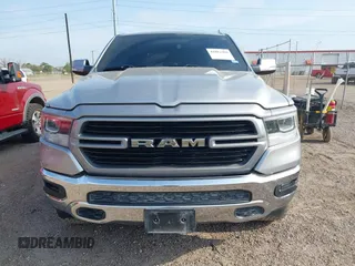 2019 Ram 1500 Big Horn z VIN 1C6RREFT6KN716958, wystawiony jako IAAI lot #41882909 z przebiegiem 119 991 mil mil oraz . Historia ofert i sprzedaży dostępna na DreamBid. Obrazek 12.
