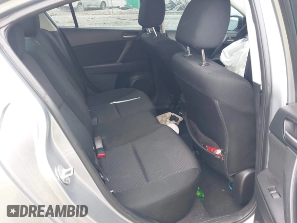 2013 Mazda 3 i Sport z VIN JM1BL1U75D1743637, wystawiony jako IAAI lot #42258672 z przebiegiem 151 404 mil mil oraz . Historia ofert i sprzedaży dostępna na DreamBid. Obrazek 8.