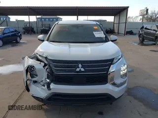 2024 Mitsubishi Outlander ES z VIN JA4J3UA85RZ004684, wystawiony jako IAAI lot #41289047 z przebiegiem 18 819 mil mil oraz . Historia ofert i sprzedaży dostępna na DreamBid. Obrazek 12.