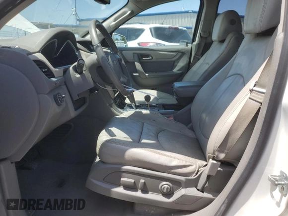 2015 Chevrolet Traverse LT z VIN 1GNKVHKD0FJ321197, wystawiony jako Copart lot #57335825 z przebiegiem 235 976 mil mil oraz Czysty tytuł • Clean title. Historia ofert i sprzedaży dostępna na DreamBid. Obrazek 7.