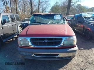 1997 Ford Explorer XLT with VIN 1FMDU32P1VUB98259, listed as a IAAI auction lot 41251433 with 156,680 mi miles and . Bid and sale history available at DreamBid. Image 12.