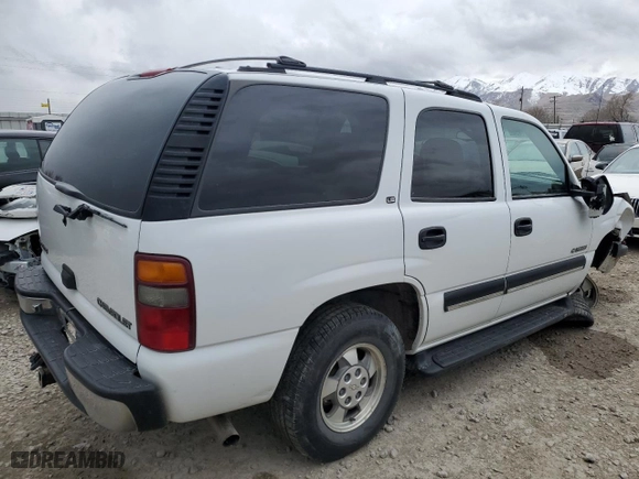 2001 Chevrolet Tahoe LS with VIN 1GNEK13TX1J290830, listed as a Copart auction lot 48331455 with 218,034 mi miles and Salvage Title. Bid and sale history available at carsss.com. Image 3.