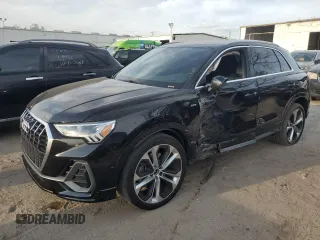 2020 Audi Q3 S line Prestige with VIN WA1FECF30L1106522, listed as a Copart auction lot 81418994 with 75,596 mi miles and Salvage Title. Bid and sale history available at carsss.com. Image 1.