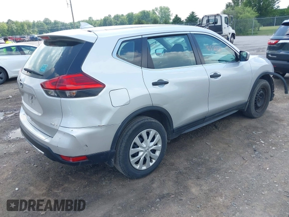 2017 Nissan Rogue SV with VIN 5N1AT2MV5HC798823, listed as a IAAI auction lot 42556631 with 157,721 mi miles and . Bid and sale history available at DreamBid. Image 4.