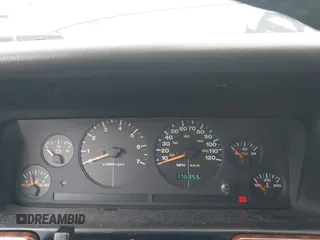 1996 Jeep Grand Cherokee Laredo with VIN 1J4GZ58S6TC333856, listed as a IAAI auction lot 42504895 with 176,955 mi miles and . Bid and sale history available at DreamBid. Image 7.