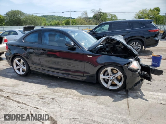 2009 BMW 1 Series 135i with VIN WBAUC735X9VK80113, listed as a Copart auction lot 62851215 with Not provided miles and Salvage title. Bid and sale history available at DreamBid. Image 4.