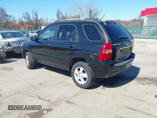 2007 Kia Sportage LX with VIN KNDJF724877313178, listed as a IAAI auction lot 41863492 with 199,138 mi miles. Bid and sale history available at carsss.com. Image 3.