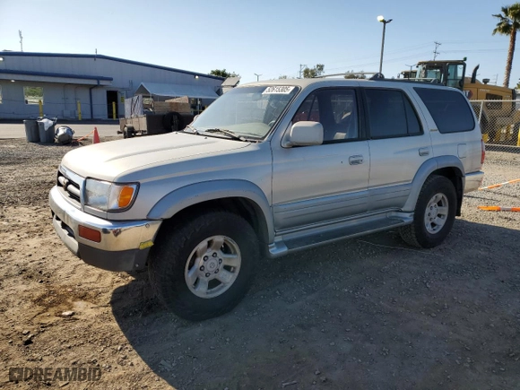 1998 Toyota 4Runner with VIN JT3GN87R5W0085448, listed as a Copart auction lot 52615305 with 252,676 mi miles and Clean Title. Bid and sale history available at carsss.com. Image 1.