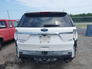 2017 Ford Explorer Platinum с VIN 1FM5K8HT6HGA45763, выставлен на аукционе IAAI как лот 42681207 с пробегом 152 091 миль миль и . История ставок и продаж доступна на DreamBid. Изображение 17.