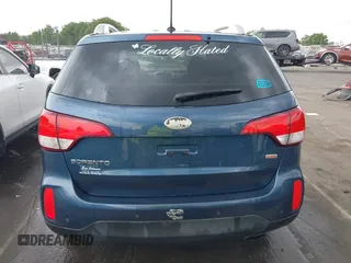 2014 Kia Sorento LX with VIN 5XYKT4A64EG512629, listed as a IAAI auction lot 42082927 with 148,832 mi miles. Bid and sale history available at carsss.com. Image 16.