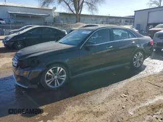 2015 Mercedes-Benz E 350 Luxury z VIN WDDHF8JBXFB097002, wystawiony jako Copart lot #82178534 z przebiegiem 161 315 mil mil oraz Szkoda całkowita • Salvage title. Historia ofert i sprzedaży dostępna na DreamBid. Obrazek 1.