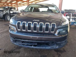 2017 Jeep Cherokee Latitude z VIN 1C4PJLCS2HW572478, wystawiony jako IAAI lot #41200772 z przebiegiem 71 879 mil mil oraz . Historia ofert i sprzedaży dostępna na DreamBid. Obrazek 12.