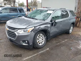 2018 Chevrolet Traverse LT Cloth with VIN 1GNERGKW8JJ220611, listed as a IAAI auction lot 41792976 with 71,705 mi miles. Bid and sale history available at carsss.com. Image 2.