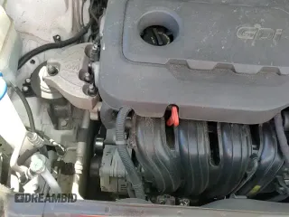 2018 Hyundai Santa Fe 2.4L z VIN 5XYZTDLB0JG564777, wystawiony jako Copart lot #82300615 z przebiegiem 137 081 mil mil oraz Szkoda całkowita • Salvage title. Historia ofert i sprzedaży dostępna na DreamBid. Obrazek 16.