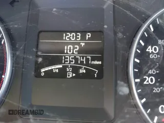 2014 Volkswagen Jetta SE with VIN 3VWD17AJ0EM381770, listed as a IAAI auction lot 42487960 with 135,747 mi miles and . Bid and sale history available at DreamBid. Image 7.