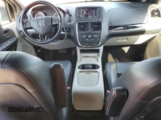 2018 Dodge Grand Caravan SXT with VIN 2C4RDGCG7JR159568, listed as a Copart auction lot 53484625 with 148,010 mi miles and Salvage Title. Bid and sale history available at DreamBid. Image 8.