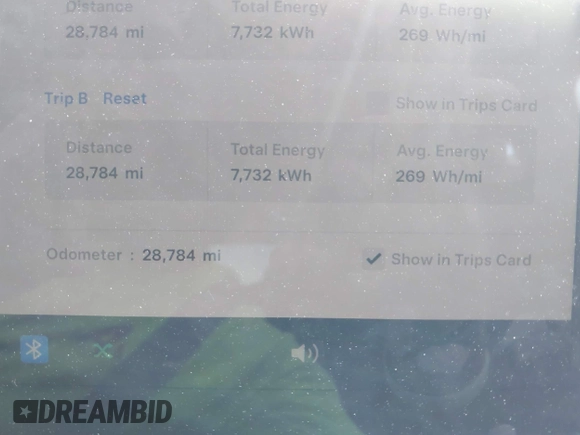 2022 Tesla Model Y Long Range z VIN 7SAYGDEE4NA006645, wystawiony jako IAAI lot #42192495 z przebiegiem 28 784 mil mil oraz . Historia ofert i sprzedaży dostępna na DreamBid. Obrazek 7.