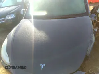 2022 Tesla Model Y Long Range with VIN 7SAYGDEE9NF424928, listed as a IAAI auction lot 41807225 with Not Provided miles and . Bid and sale history available at carsss.com. Image 10.