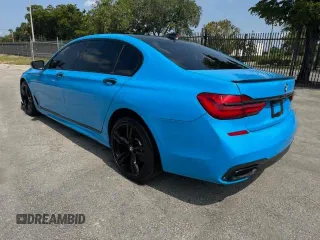 2017 BMW 7 Series 750i z VIN WBA7F0C34HGM22159, wystawiony jako Copart lot #59288865 z przebiegiem 79 952 mil mil oraz Szkoda całkowita • Salvage title. Historia ofert i sprzedaży dostępna na DreamBid. Obrazek 2.