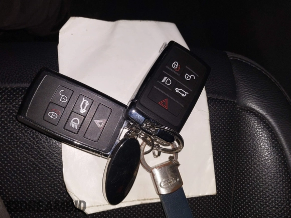 2020 Land Rover Range Rover Evoque SE z VIN SALZP2FX6LH049060, wystawiony jako IAAI lot #42270969 z przebiegiem 39 696 mil mil oraz . Historia ofert i sprzedaży dostępna na DreamBid. Obrazek 11.