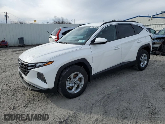 2024 Hyundai Tucson SEL with VIN 5NMJBCDE7RH368792, listed as a Copart auction lot 87321214 with 10,172 mi miles and Salvage Title. Bid and sale history available at carsss.com. Image 1.
