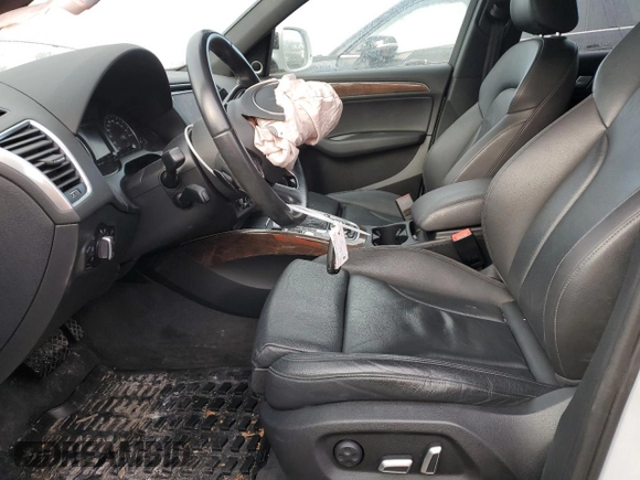 2016 Audi Q5 Premium Plus z VIN WA1D7AFP1GA069611, wystawiony jako Copart lot #46873185 z przebiegiem 72 847 mil mil oraz Szkody całkowita. Historia ofert i sprzedaży dostępna na DreamBid. Obrazek 7.