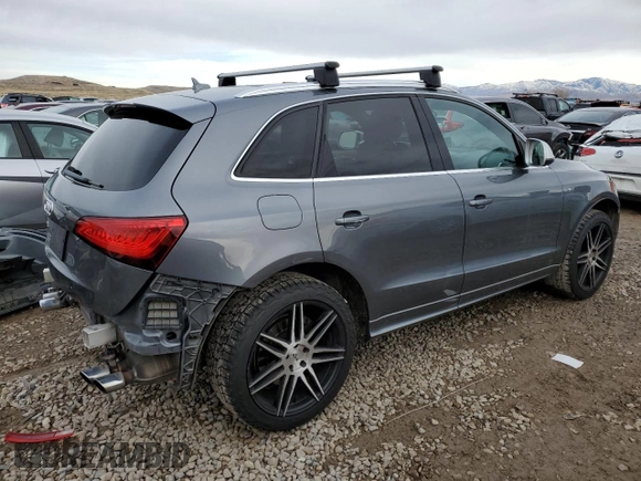 2014 Audi SQ5 Premium Plus z VIN WA1CGAFP0EA011899, wystawiony jako Copart lot #86581494 z przebiegiem 144 559 mil mil oraz Szkoda całkowita • Salvage title. Historia ofert i sprzedaży dostępna na DreamBid. Obrazek 3.