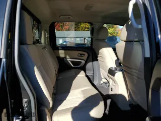 2017 Nissan Titan XD SV with VIN 1N6BA1F42HN555792, listed as a Copart auction lot 76754824 with 121,471 mi miles and Clean Title. Bid and sale history available at carsss.com. Image 10.