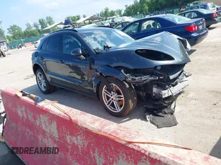 2018 Porsche Macan with VIN WP1AA2A51JLB07354, listed as a IAAI auction lot 42241026 with 30,409 mi miles and . Bid and sale history available at DreamBid. Image 1.