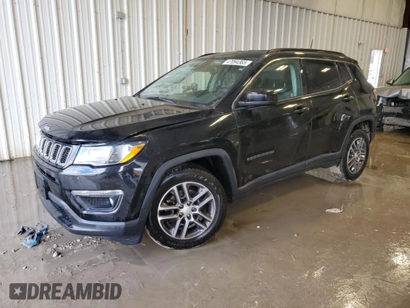 2017 Jeep Compass Latitude z VIN 3C4NJDBB3HT645698, wystawiony jako Copart lot #47094365 z przebiegiem Nie podano mil oraz Nie do naprawy • Non repairable. Historia ofert i sprzedaży dostępna na DreamBid. Obrazek 1.