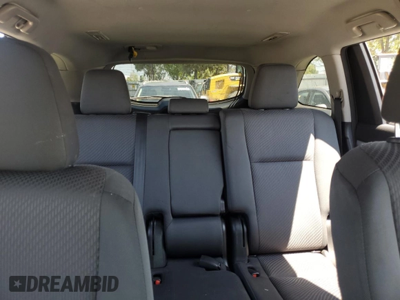 2018 Toyota Highlander LE with VIN 5TDZZRFH0JS287157, listed as a Copart auction lot 64068185 with 71,005 mi miles and Clean title. Bid and sale history available at DreamBid. Image 10.