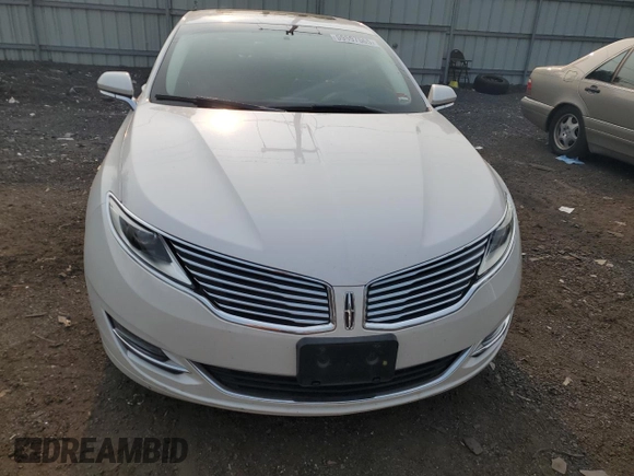 2014 Lincoln MKZ Hybrid z VIN 3LN6L2LU5ER823084, wystawiony jako Copart lot #59597565 z przebiegiem 126 402 mil mil oraz Szkoda całkowita • Salvage title. Historia ofert i sprzedaży dostępna na DreamBid. Obrazek 5.