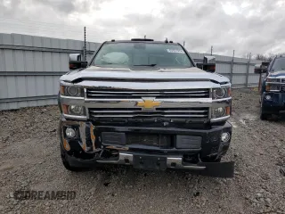 2016 Chevrolet Silverado 3500HD High Country with VIN 1GC4K1E81GF143756, listed as a Copart auction lot 83951974 with 107,319 mi miles and Salvage Title. Bid and sale history available at carsss.com. Image 5.